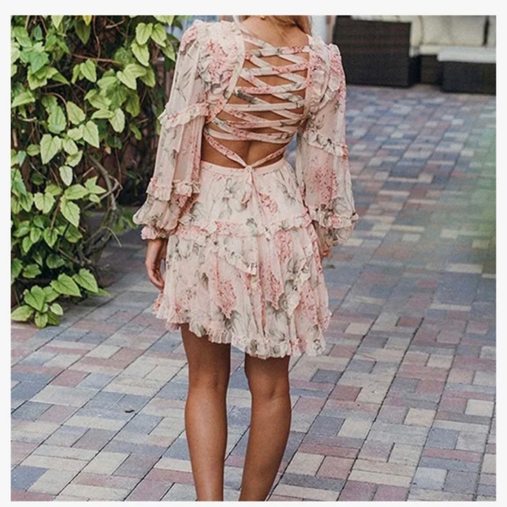 Elegant Crisscross back dress